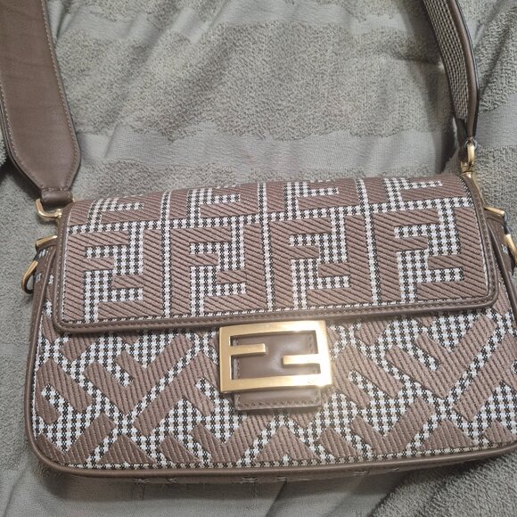 Fendi Handbags - FENDI Beige Baguette